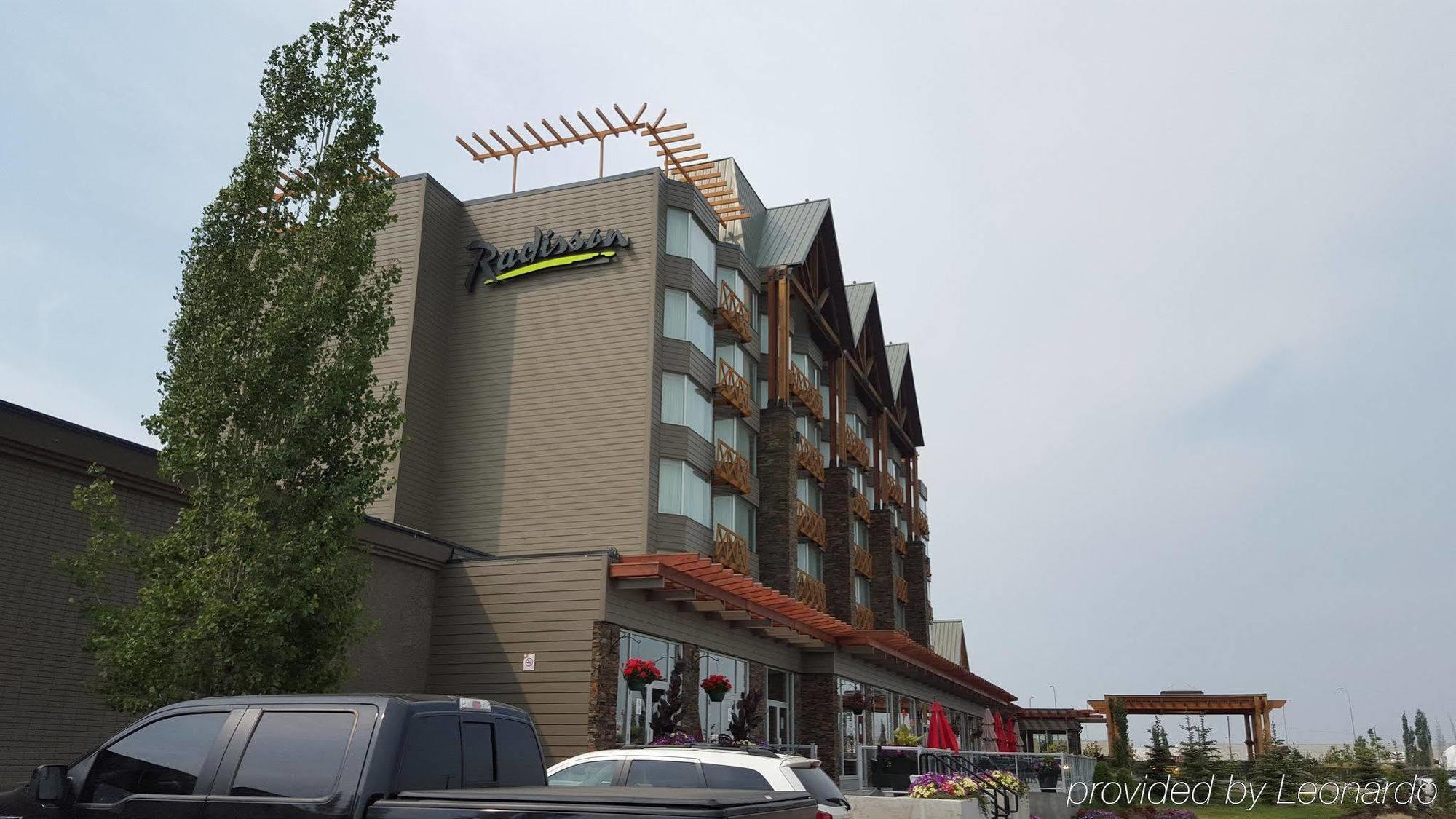 Edmonton Hotel & Convention Center Edmonton Exterior photo