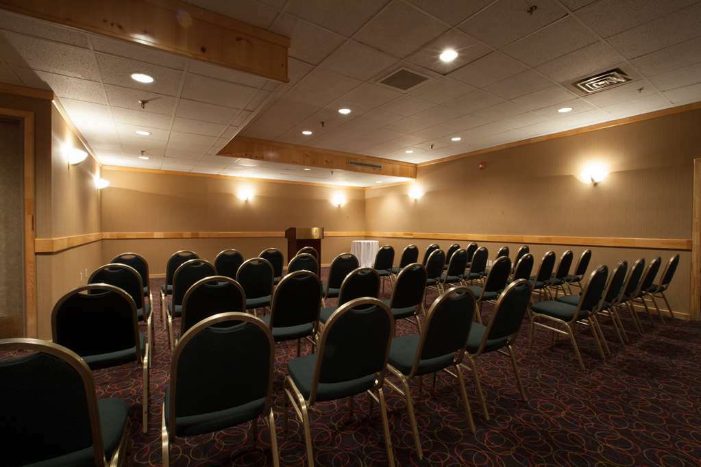 Edmonton Hotel & Convention Center Edmonton Facilities photo