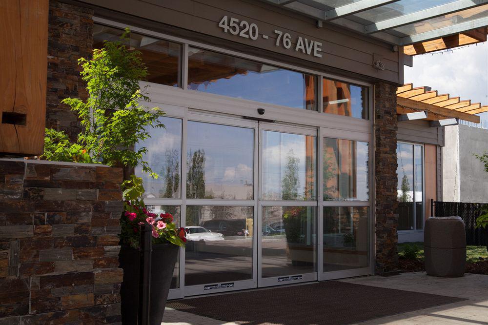 Edmonton Hotel & Convention Center Edmonton Exterior photo